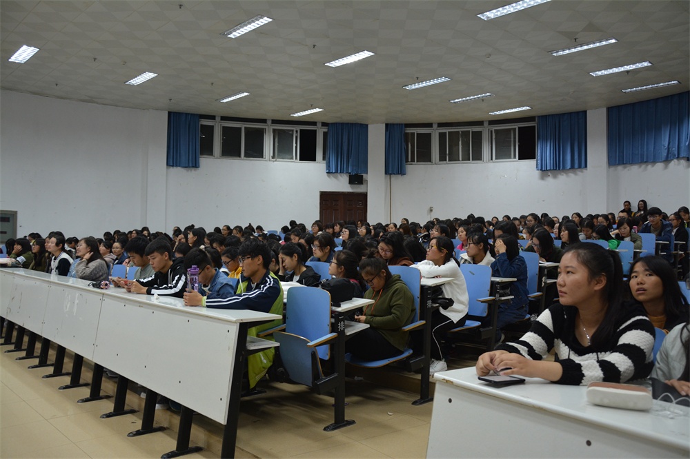 澳门电子pg游戏官网成功举办安全教育宣讲会