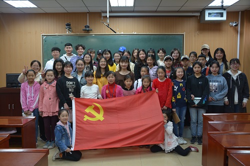 澳门电子pg游戏官网“我为党旗添光彩”党员发展对象志愿服务活动顺利开展