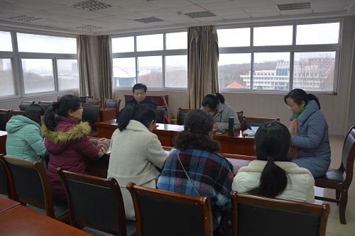 澳门电子pg游戏官网各教工党支组织学习《中国共产党支部工作条例（试行）》