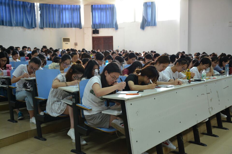 澳门电子pg游戏官网成功举办全国口译大赛经验分享会